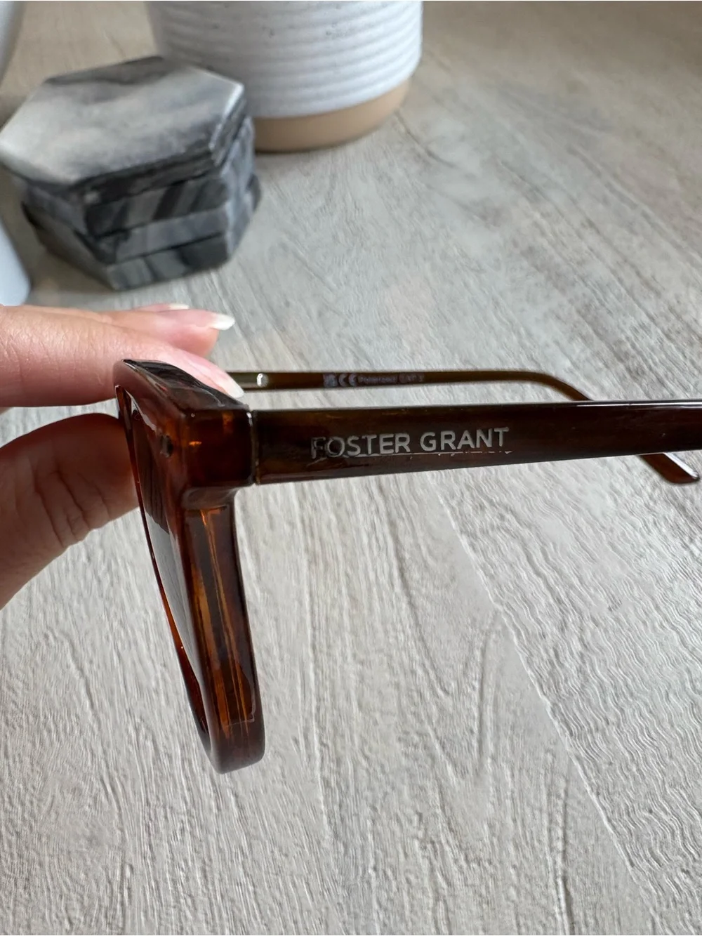 Foster Grant polarized Tortoiseshell Sunglasses